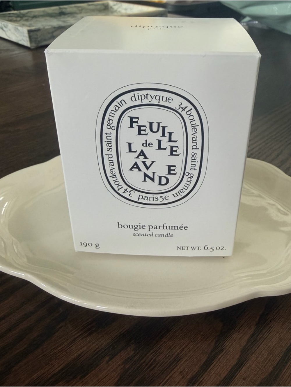 Diptyque Feuille de Lavande Candle - White & Black Packaging